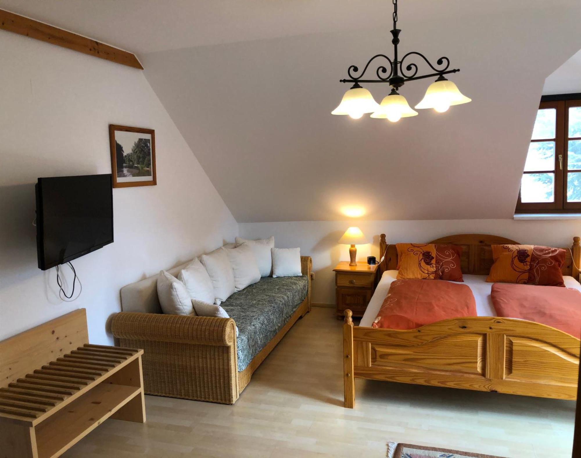 יאנרסדורף Landhaus Zur Therme מראה חיצוני תמונה